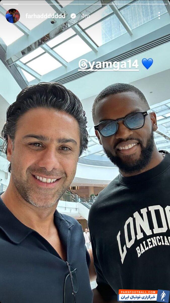 عکس مشترک فرهاد مجیدی با مدافع محبوب استقلالی ها