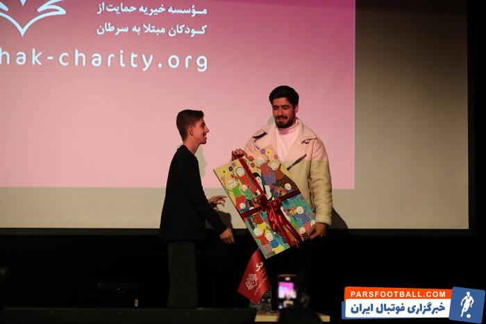 برخورداری مدال نقره المپیک ۲۰۲۴ خود را به محک اهدا کرد