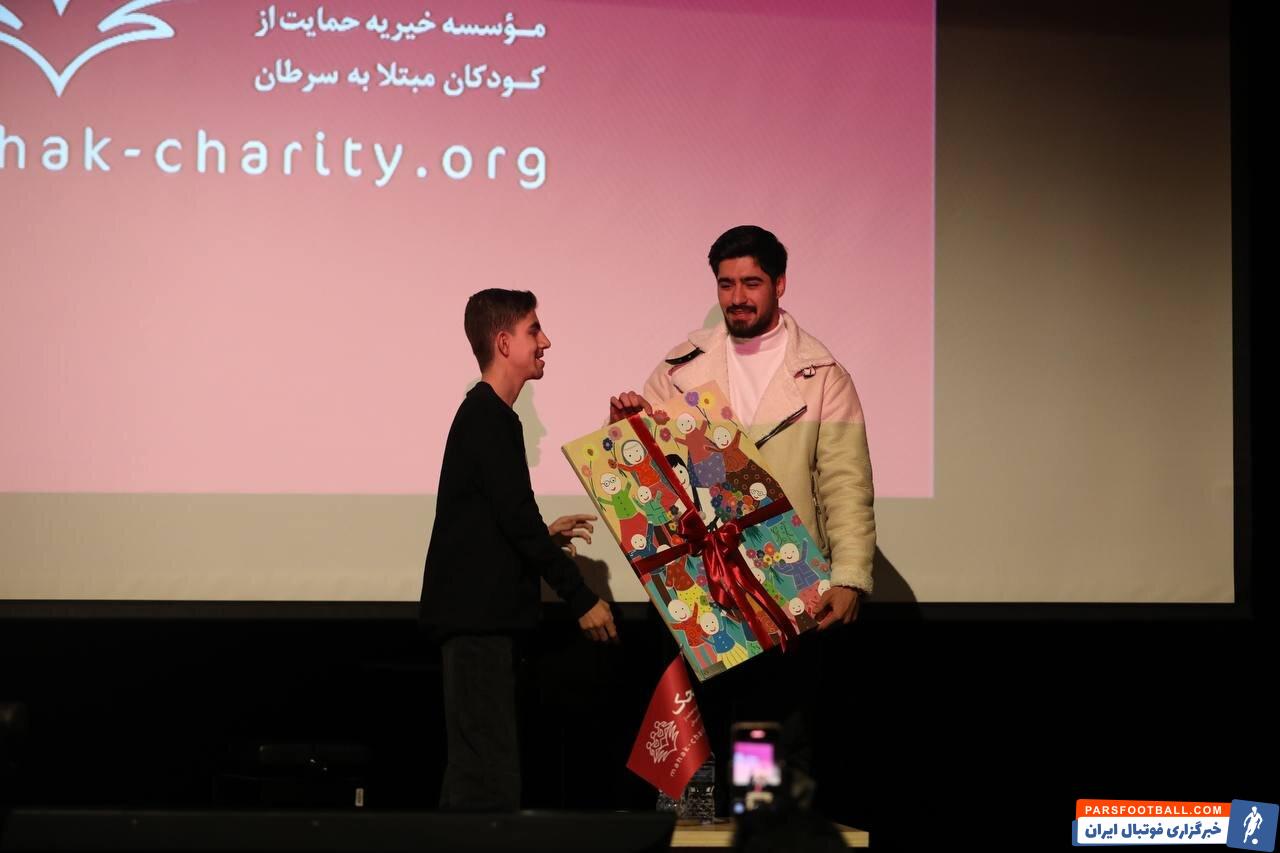 مهران برخورداری مدال نقره المپیک ۲۰۲۴ خود را به محک اهدا کرد