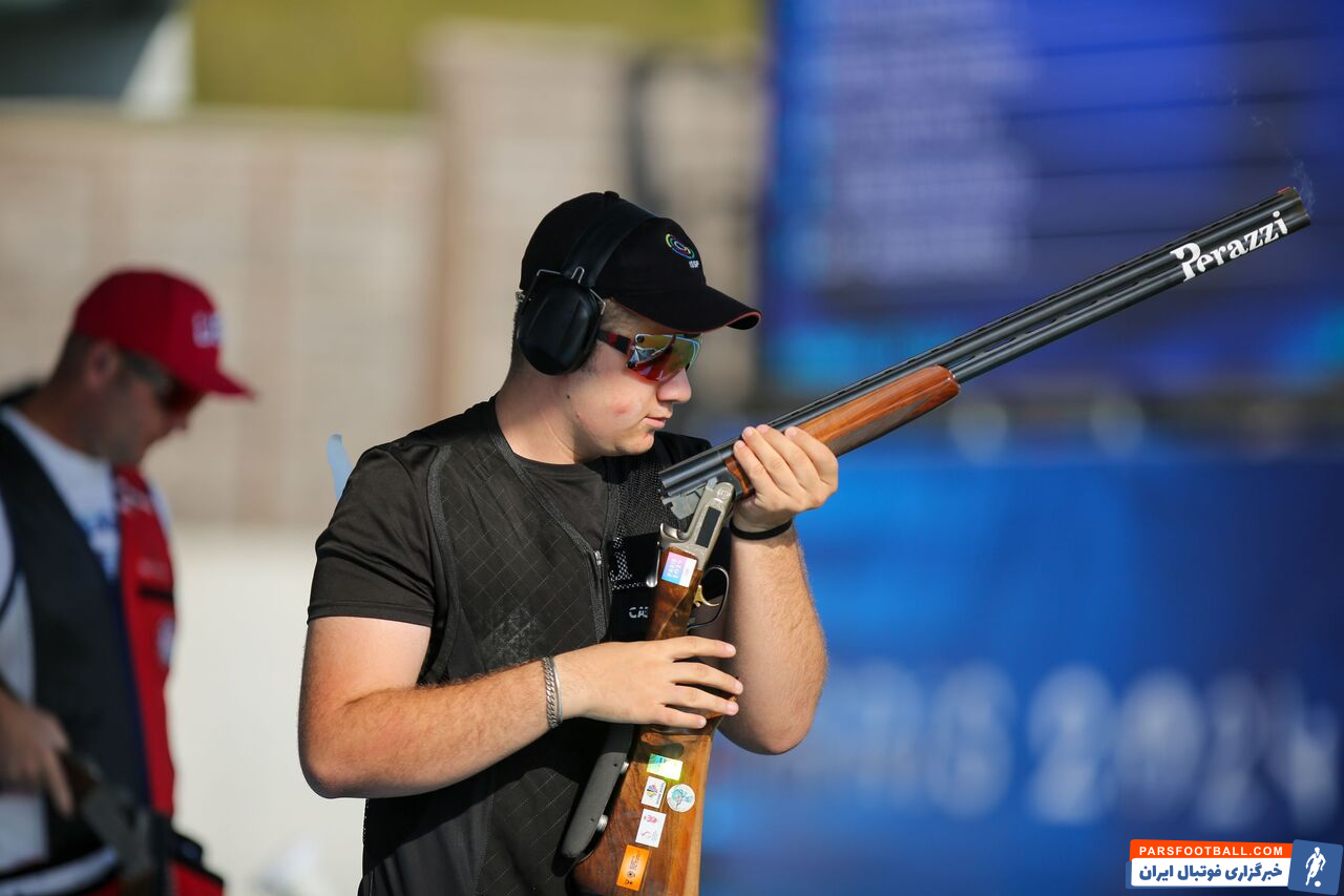 جدایی بختیارزاده از استقلال در روز واکنش حضرتی به شایعه دخالت دولت در انتخابات فوتبال