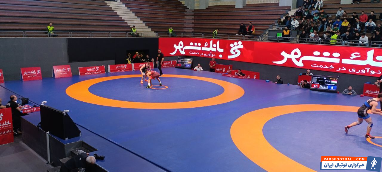 جدایی بختیارزاده از استقلال در روز واکنش حضرتی به شایعه دخالت دولت در انتخابات فوتبال