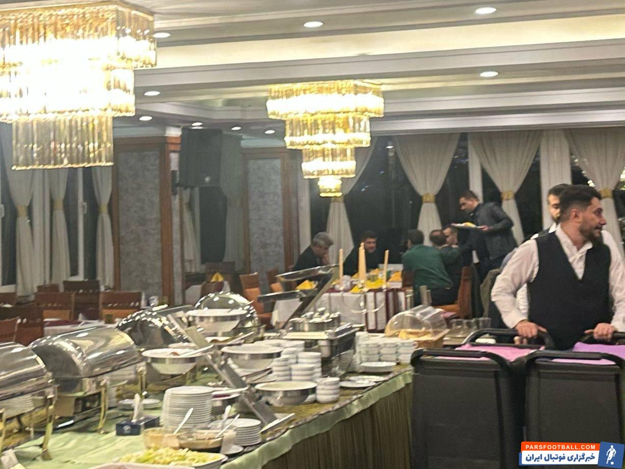 عکس | بریز و بپاش شبانه کاندیدای هیات در آستانه انتخابات!