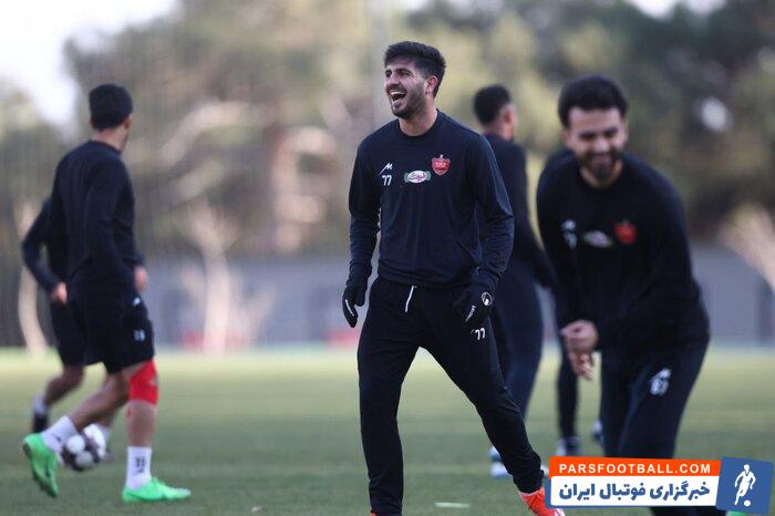 پرسپولیسی‌ها با خنده با استقبال دربی رفتند
