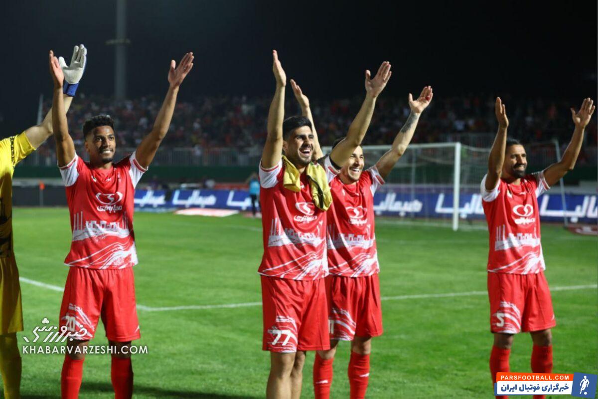 پرسپولیس – استقلال؛ درمانگاه آزادی، ایستگاه غولهای بیمار!/ گرمای فوتبال در سرمای زمستان؛ داروی مونته نگرویی مقابل دردسرهای ترک!/ طلسم نبردن و نباختن کاپیتان ها