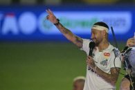 نیمار ؛ تصاویر اشک های نیمار در مراسم معارفه اش در باشگاه سانتوس