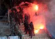 روستوک ؛ درگیری در روی سکو ها در دیدار روستوک و دینامو درسدن