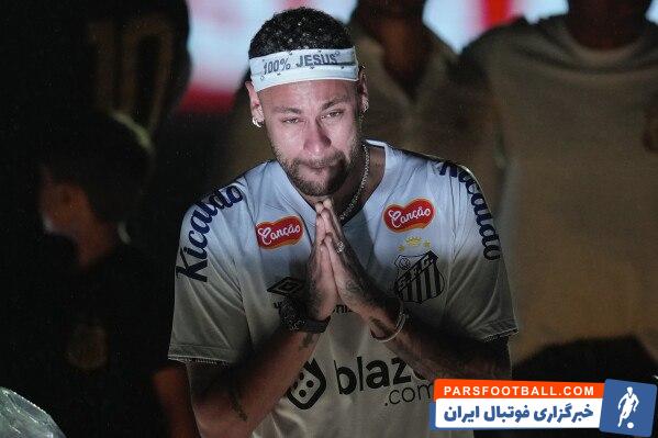 نیمار ؛ تصاویر اشک های نیمار در مراسم معارفه اش در باشگاه سانتوس 