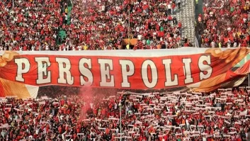 پرسپولیس ؛ کلیپ شعار یکصدای هواداران پرسپولیس : "صلی علی سترکه النصر باید بترکه"