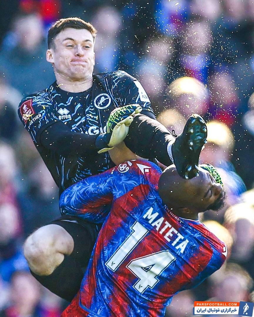 عکس| شدیدترین خطای فوتبالی که تاکنون دیدهاید!