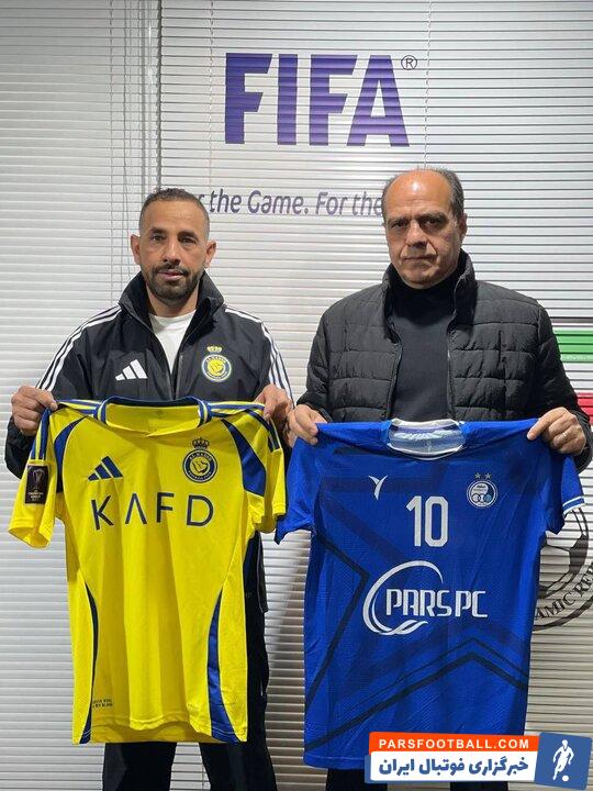 از پیراهن تیم های استقلال و النصر رونمایی شد