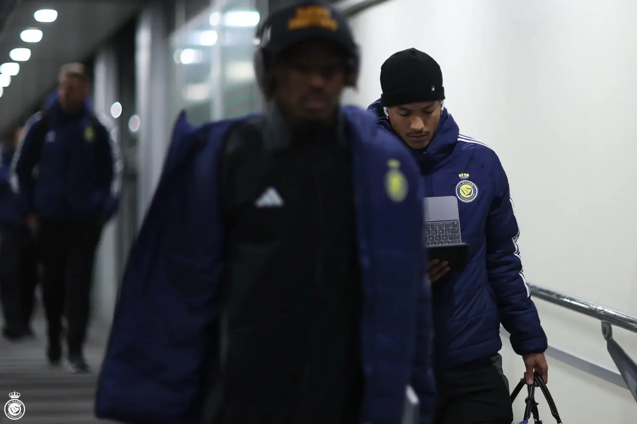 کاروان النصر برای بازی با استقلال، دقایقی قبل وارد تهران شد