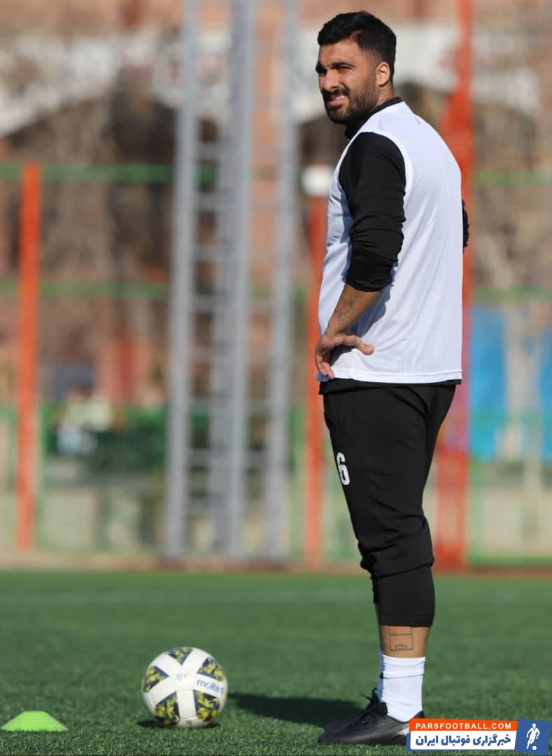 علی مبارکی : تقریبا در اکثر بازی های چوارقورنه فیکس بازی کرده ام