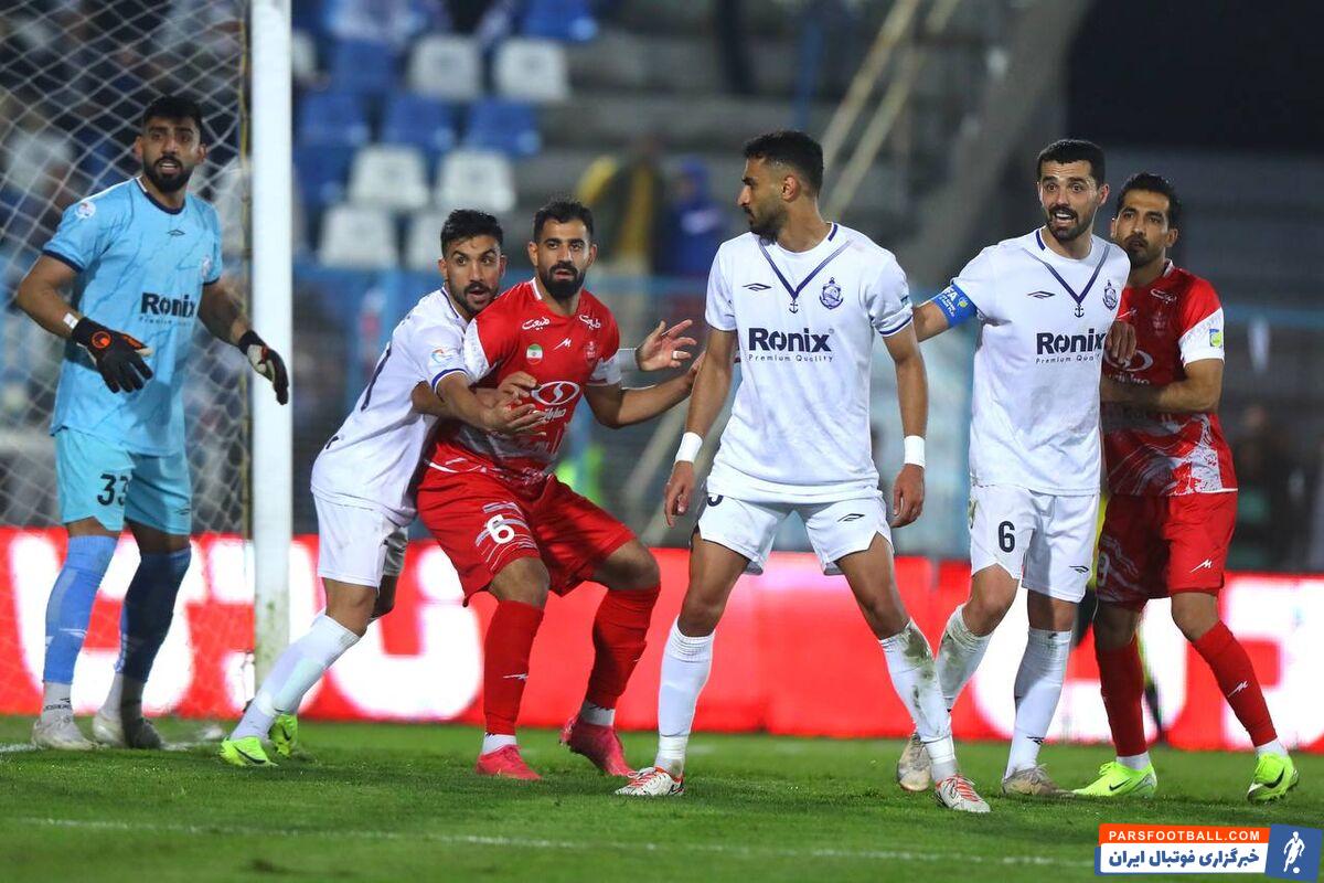 از دورسون خیلی بیشتر از این انتظار داریم/ علیپور درست تغذیه شود هر بازی ۲ گل میزند/ پرسپولیس پارسال هم همین مدلی قهرمان شد