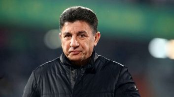 امیر قلعه نویی سرمربی تیم ملی: دوست داشتیم عیدی کوچکی به مردم عزیزمان تقدیم کنیم