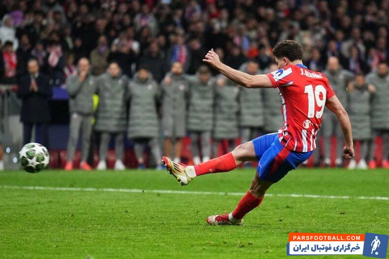 تصاویر | فریم به فریم با پنالتی جنجالی آلوارز به رئال مادرید/ ستاره آرژانتینی دوبار توپ را لمس کرد؟