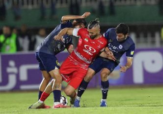 سردار دورسون : حمایت هواداران پرسپولیس دیوانه‌ وار است
