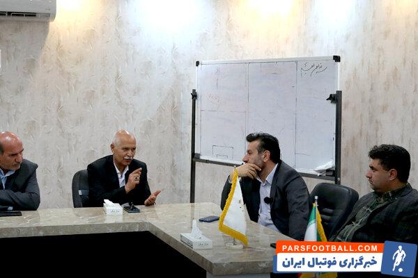 مومنی: پیشکسوت سرمایه اصلی مس هستند؛ همه باید کنار تیم باشند