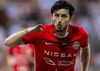 شباب الاهلی با درخشش سردار آزمون مقابل بنی یاس به برتری رسید