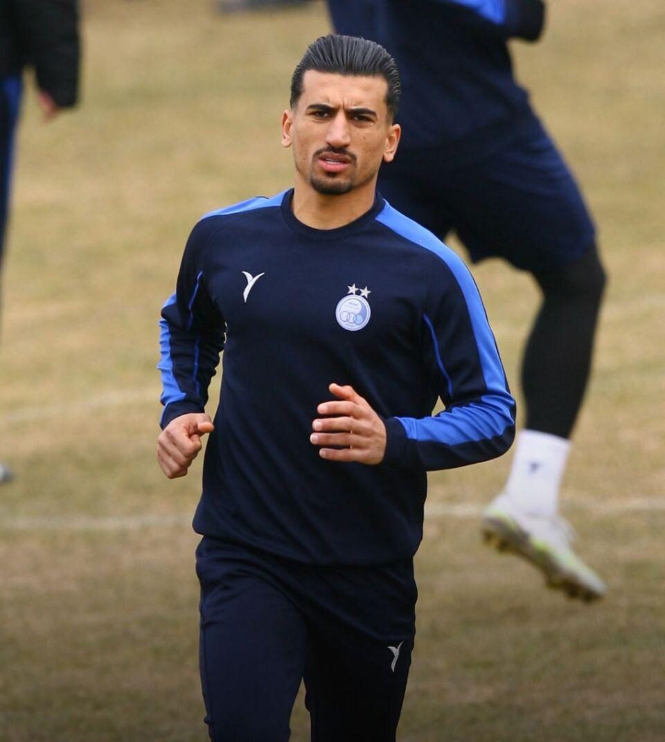 حضور یک میهمان معلول در تمرین امروز تیم استقلال در کمپ مرحوم حجازی