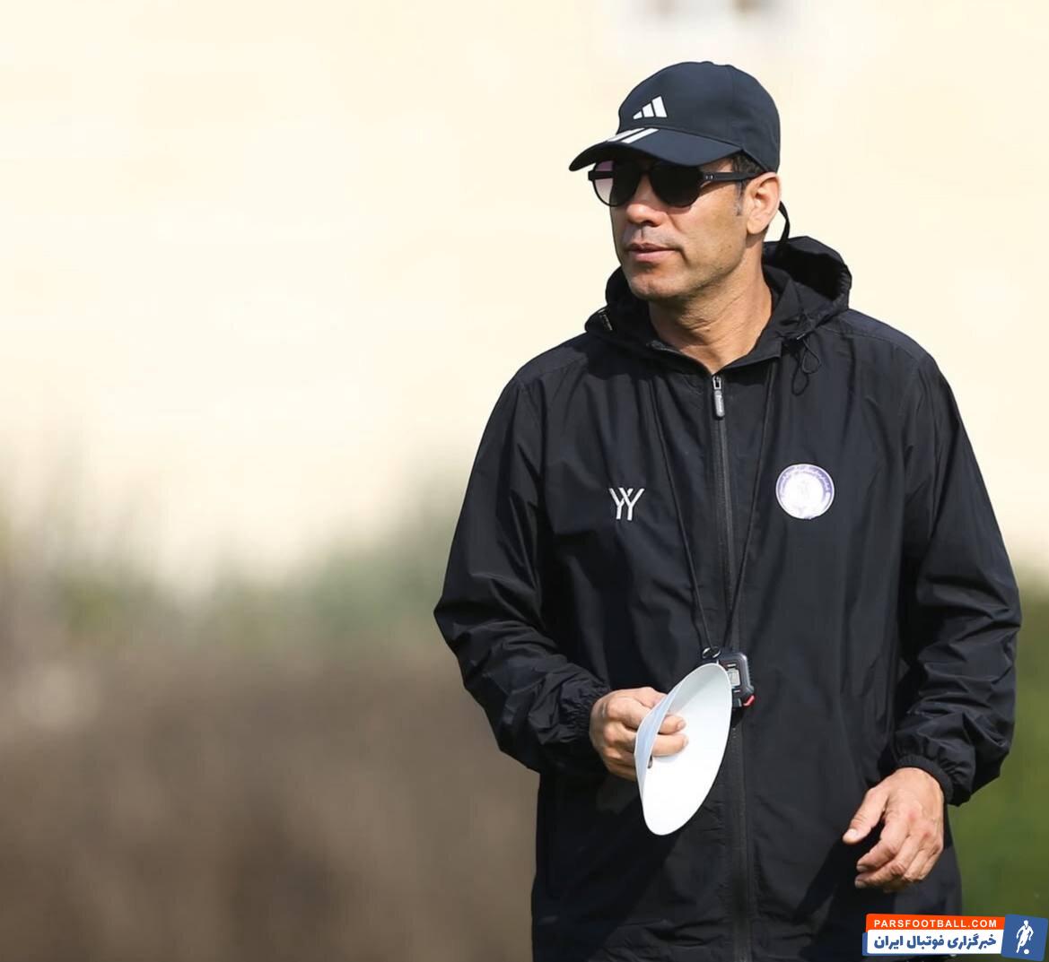 حضور روی نیمکت پرسپولیس؟ تمرکزم روی تیم خودم است/مردم باید به مربیان ایرانی اعتماد کنند!
