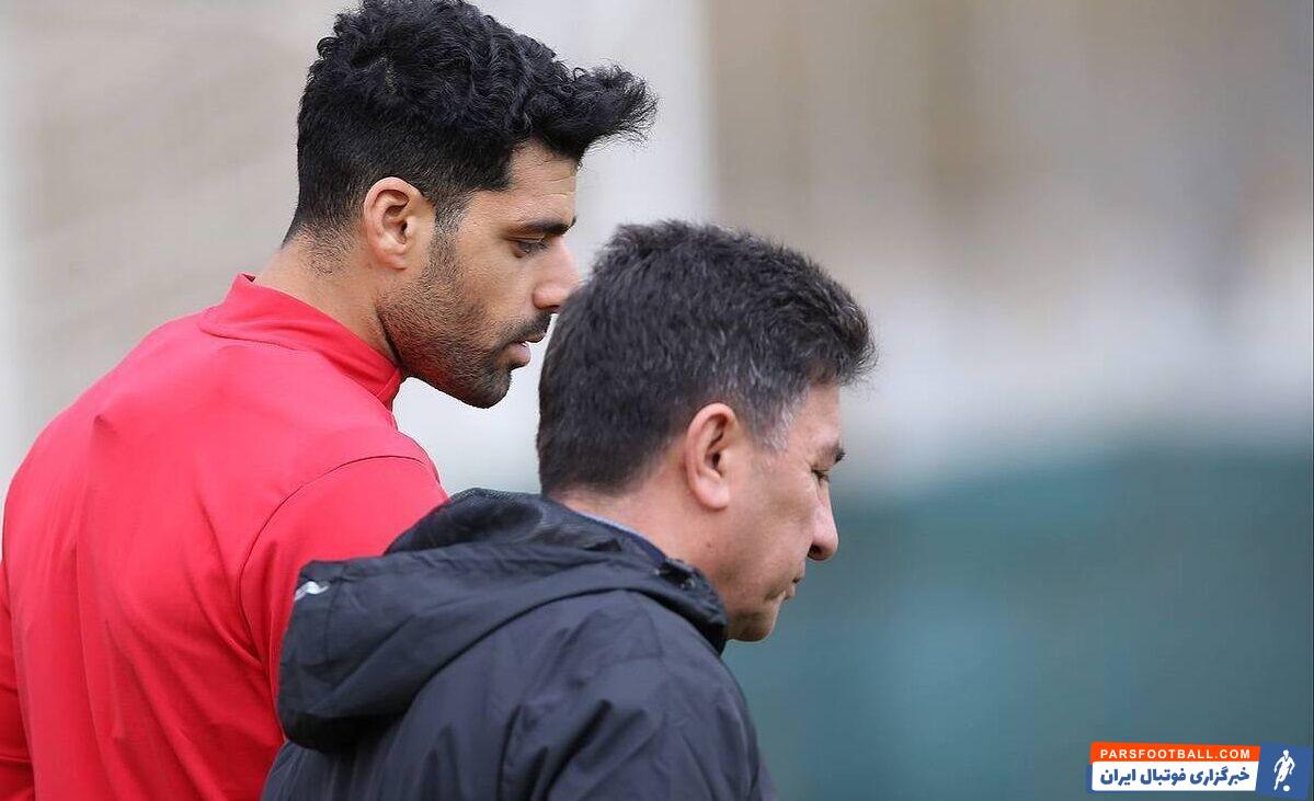 آقای قلعه‌نویی! به جای تنبیه بیرانوند به او هدیه می‌دهید؟/ خبر دارم طارمی هم دلخور است/ شبی که قطع برق آبروی ایران را برد کاپیتان تیم ملی حسابی خجالت‌مان داد