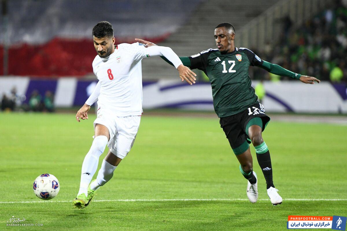 دور زدن مدافعان تیم ملی مثل تریلی است!/ امیدوارم یک امتیاز را از ازبکستان بگیریم/ در تیم ملی فقط یک بازیکن استاندارد داریم!