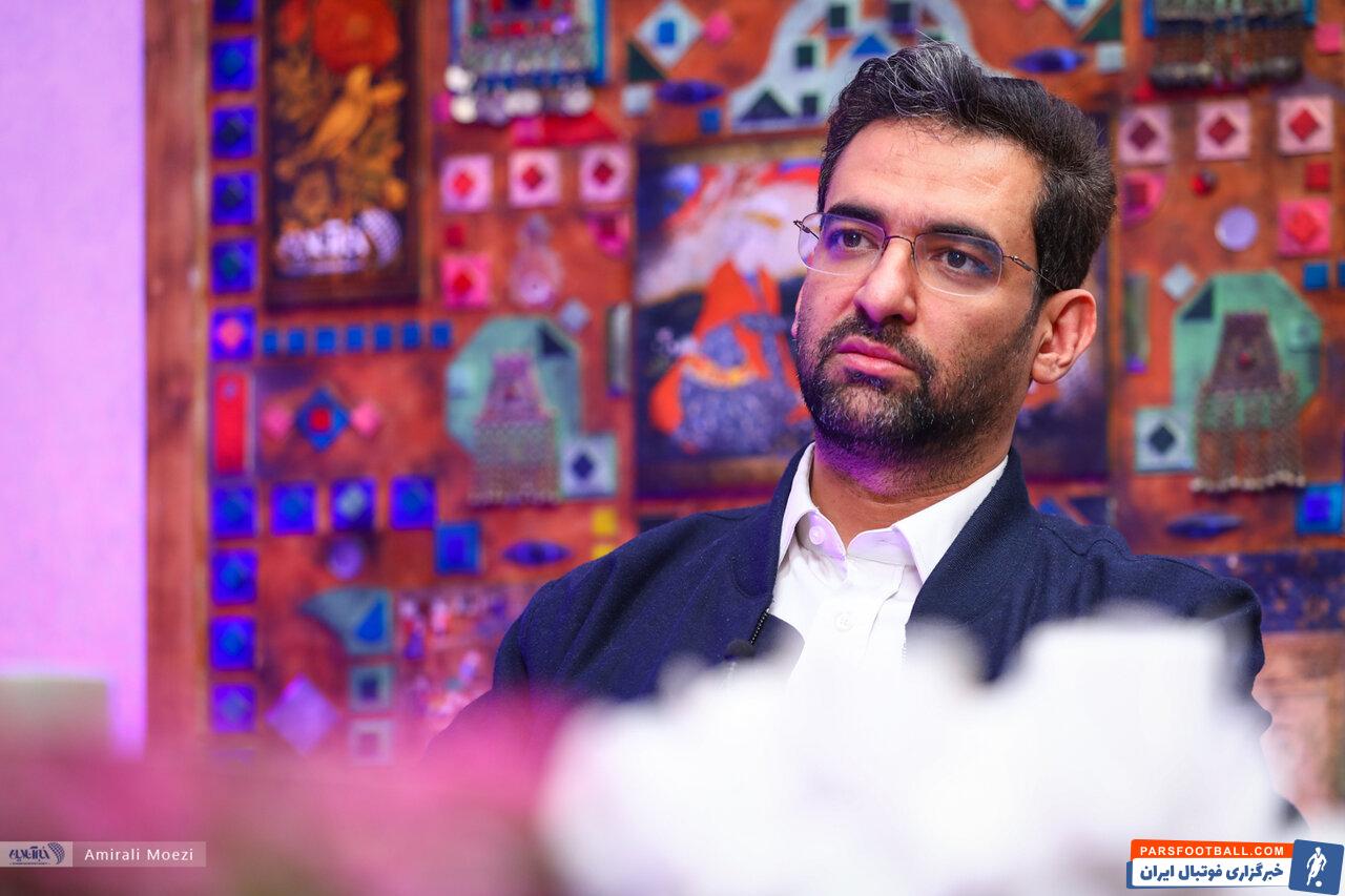 سلطانی‌فر و خانواده‌اش پرسپولیسی هستند/بهانه‌گیری استقلالی‌ها مثل آن قمارباز معروف است/نیاز به بهانه نیست، ما همیشه برنده‌ایم