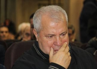 علی پروین : من 78 سالم است و حس می کنم یواش یواش باید غزل را بخوانم