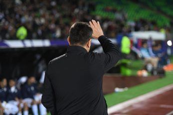 امیر قلعه نویی خطاب به تیم ملی فوتبال ساحلی : قهرمانی گوارای وجودتان