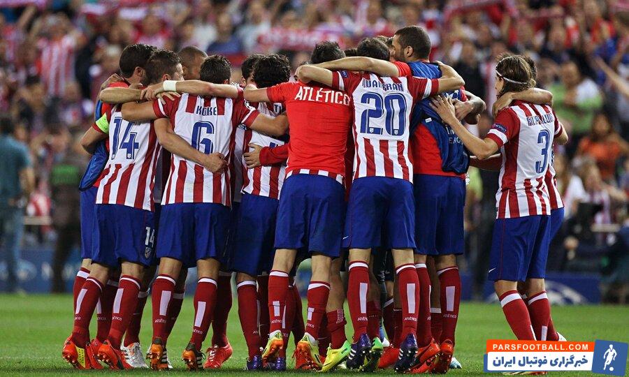 تصویر عجیب از لحظه سرنگون شدن کمک داور بازی اسپانیول - اتلتیکو