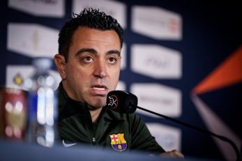 تمسخر ژاوی هرناندز اسطوره بارسلونا از سوی ‏پیمانکار چمن ورزشگاه نوکمپ