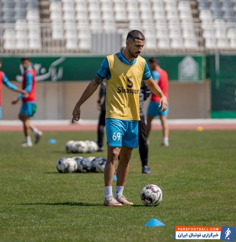 محمدامین کاظمیان ستاره آلومینیوم اراک به تمرینات این تیم بازگشت
