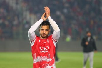 سروش رفیعی ستاره پرسپولیس با داریوش شجاعیان بازیکن هوادار ملاقات کرد