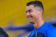 کریستیانو رونالدو کیت امضا شده خود را به هواداران ایرانی داد