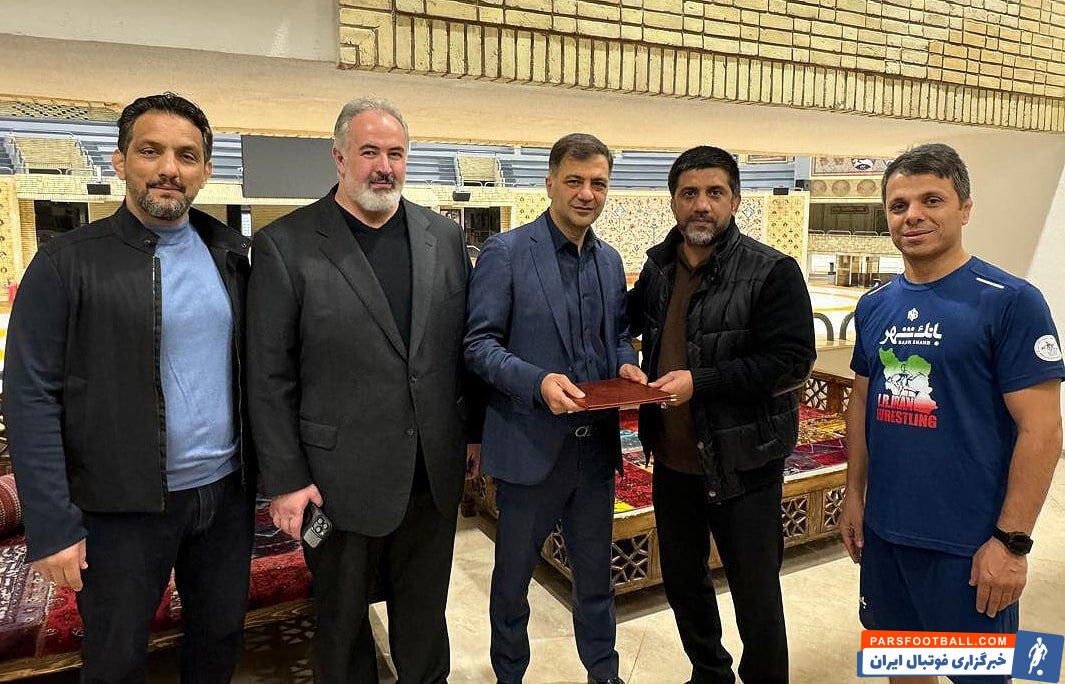 حجت کریمی به فعالیت خود در فدراسیون کشتی پایان داد