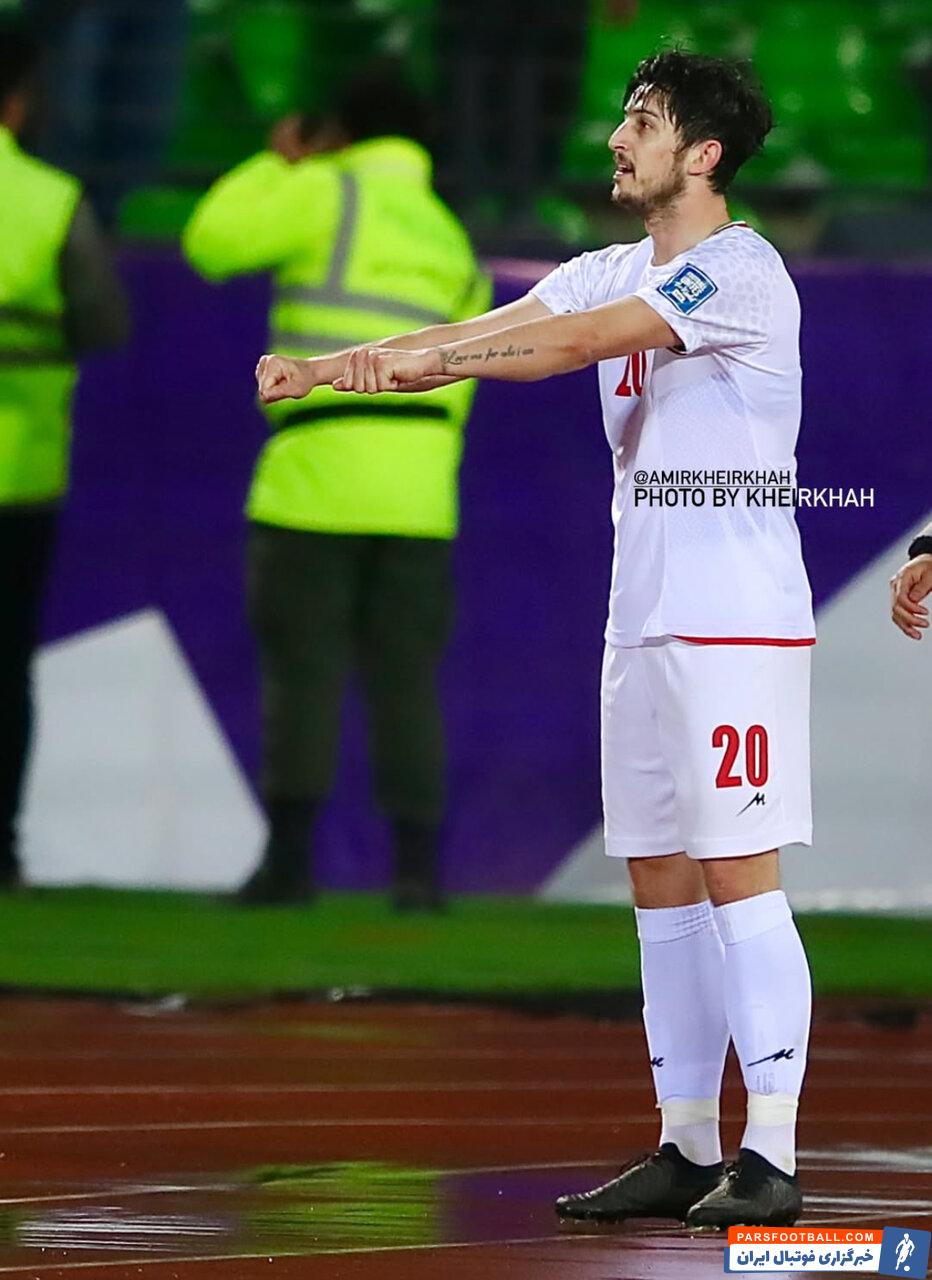 سردار آزمون پس از گلزنی مقابل امارات خوشحالی جالبی انجام داد