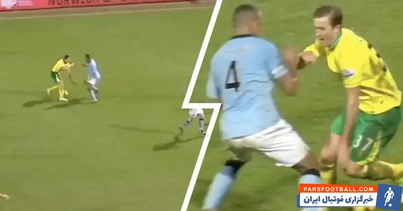 تکل کمپانی در زمان حضورش در منچسترسیتی روی پای هری کین بازیکن نوریچ