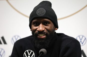 افطاری کردن آنتونیو رودیگر، ستاره آلمانی رئال مادرید در کنفرانس خبری