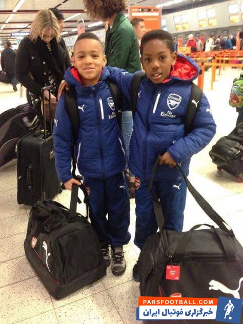 تصویر ایتن وانری و مایلز لوئیس اسکلی در آکادمی آرسنال 