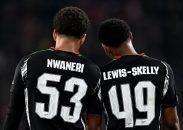 تصویر ایتن وانری و مایلز لوئیس اسکلی در آکادمی آرسنال