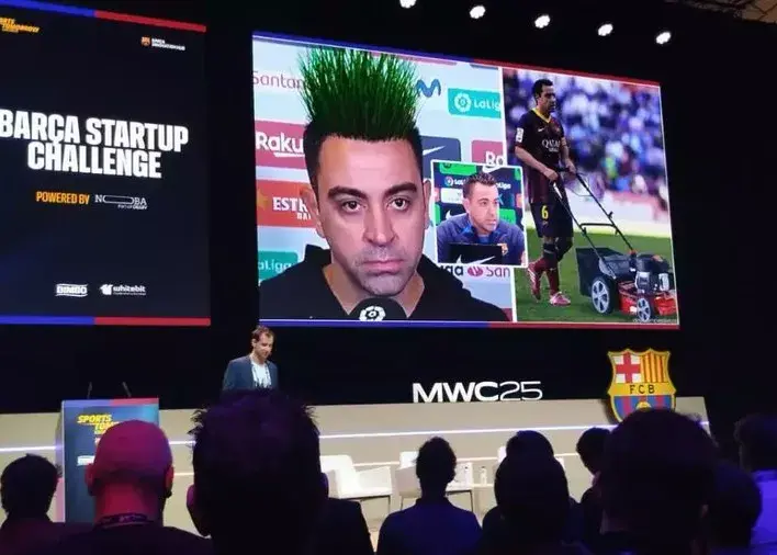 تمسخر ژاوی هرناندز اسطوره بارسلونا از سوی ‏پیمانکار چمن ورزشگاه نوکمپ 