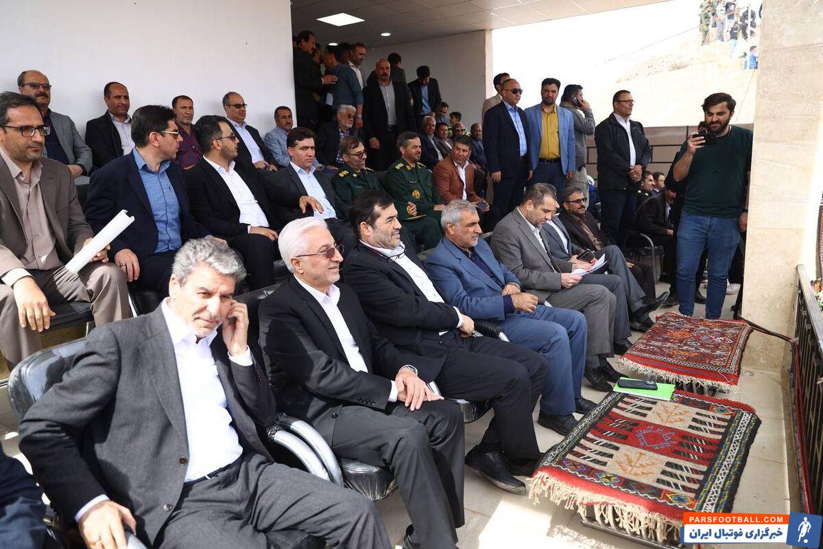 حضور وزیر ورزش در مسابقات کشتی با چوخه