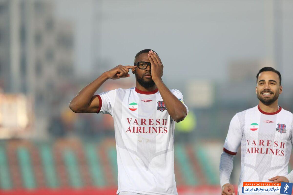 اختصاصی| ستاره استقلالی «پرسپولیس» را از دست داد +عکس