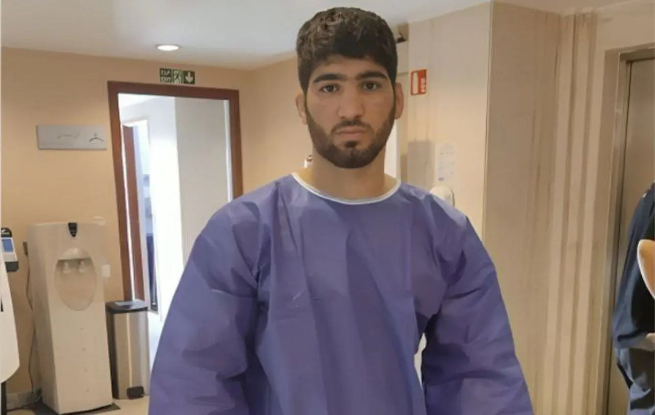 چشم کشتی‌گیر ایرانی برای بار سوم جراحی شد