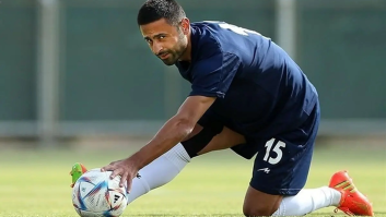 امید ابراهیمی هافبک ۳۷ ساله با امضای قراردادی یک ساله در تیم الشمال قطر ماندنی شد