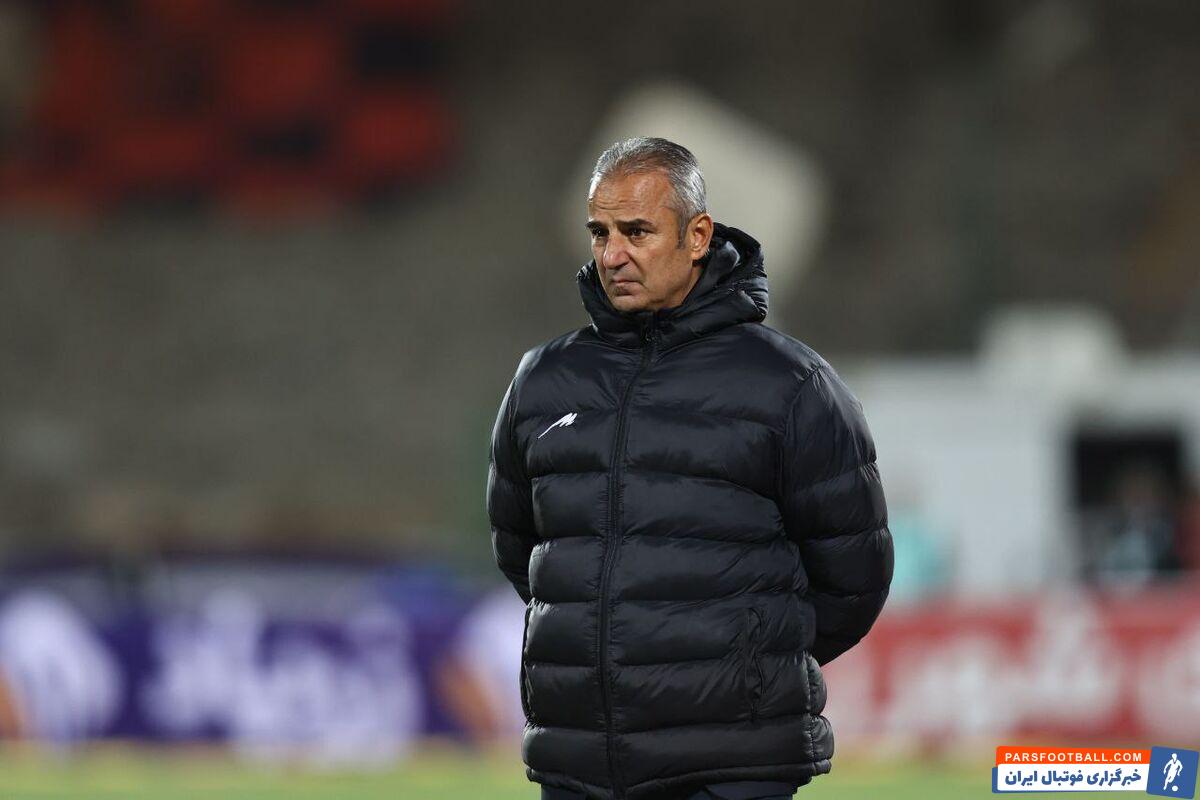 اسماعیل کارتال سرمربی پرسپولیس تهران را به مقصد استامبول ترک کرد