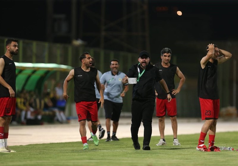 تیم فوتبال صنعت نفت آبادان ,