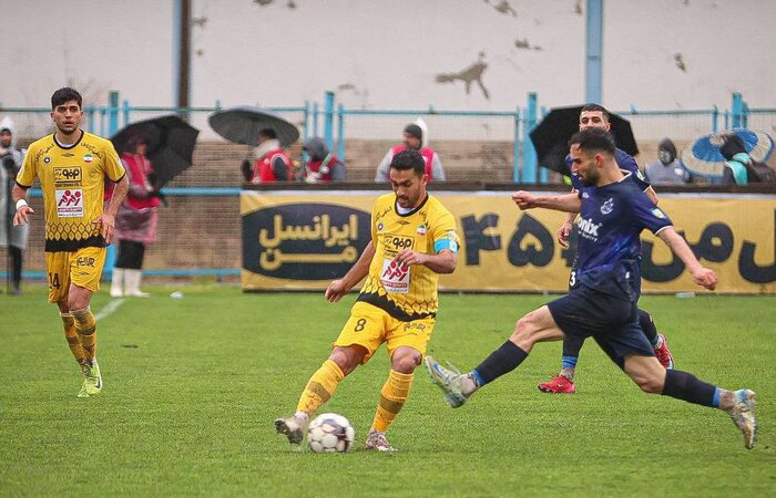 استقلال و سپاهان به حریفان محبوب خود رسیدند؛ فولاد و پرسپولیس چشم انتظار برتری طلایی‌پوشان