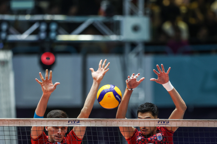 والیبالیست‌های زنجانی در انتظار سالن اختصاصی