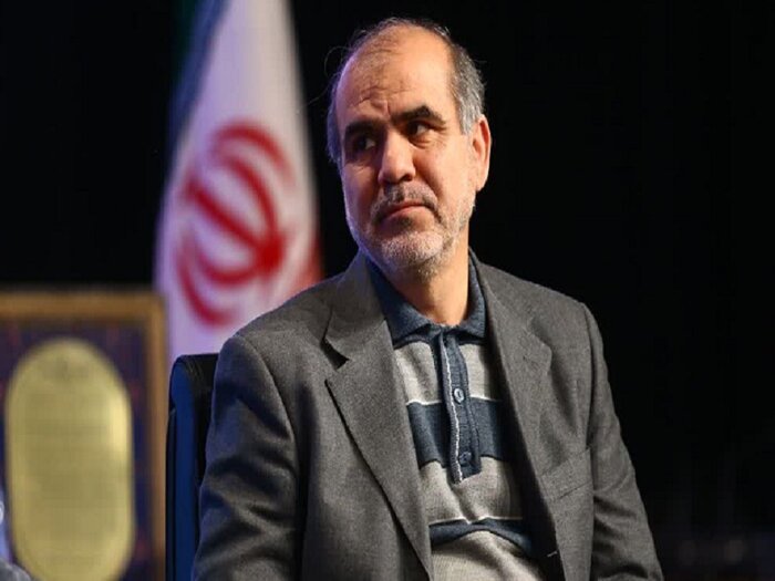 «آقای ورزش» به نمایشگاه کتاب می‌آید